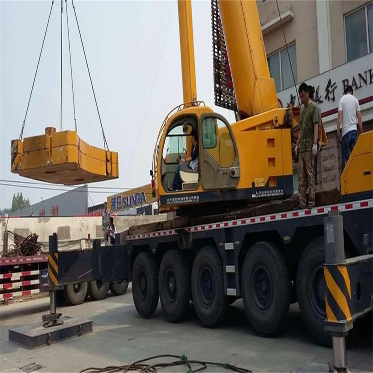 龙圩当地吊车出租|机器吊装|75吨|工厂搬迁服务